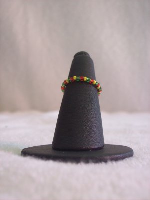Simple ring, green, red and yellow