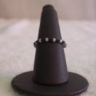 Simple ring, black and white