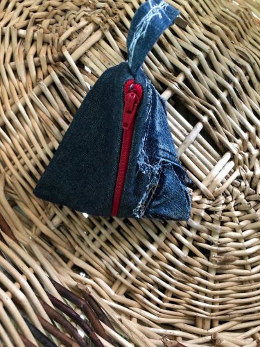 Upcycled Denim Triangle Zipper Purse