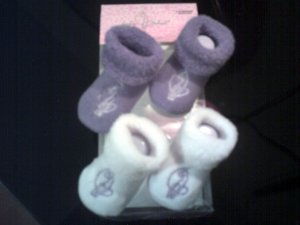 INFANT 0-12 MONTHS CRIB SHOES 2 PAIR (NEW)