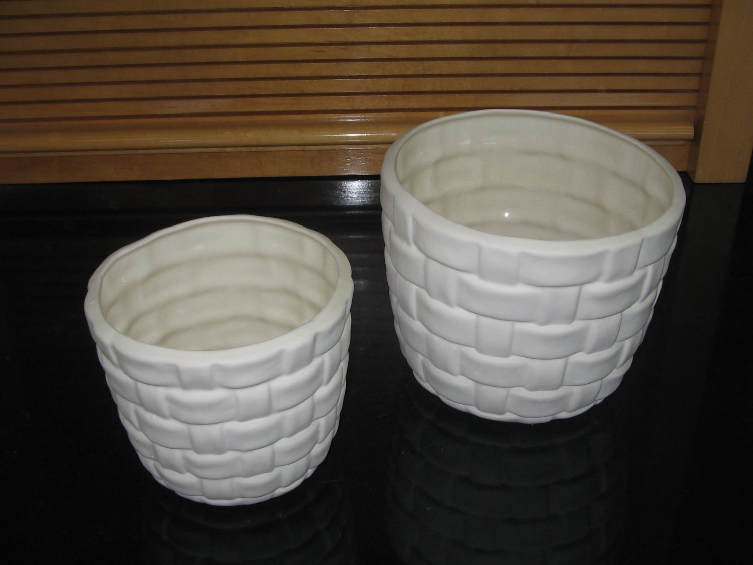 Ready To Paint Pair Ceramic Basket Look Flower Pots Planters U Paint Bisque