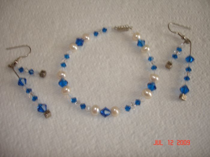 Swarovski ocean blue bracelet and earing set