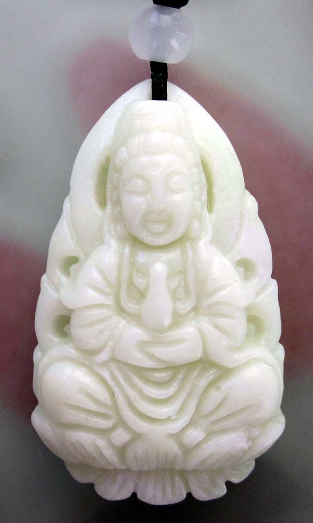 White Jade Tibet Buddhist Kwan-Yin Guanyin Amulet Pendant 35mm*20mm TH240