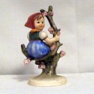 Apple Tree Girl Hummel #141/3/0 (TMK-3) Apple Tree Girl Hummel #141/3/0 (TMK-3)