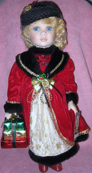 tiny treasures doll holly