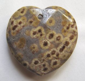 Turtle Jasper 32x33 Faceted Heart Pendant Bead