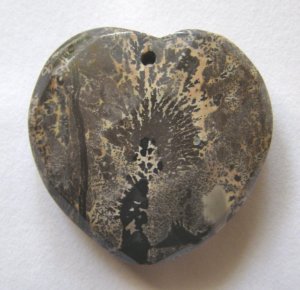 Nature's Paintbrush Jasper Faceted Heart Pendant Bead