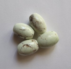 4 Lemon Chrysoprase 22x15 Barrel Beads