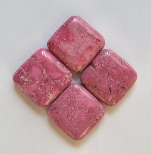 4 Pima Pink Magnesite25x25 Diamond Shaped Beads