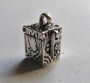 Silverplated Prayer Box Pendant