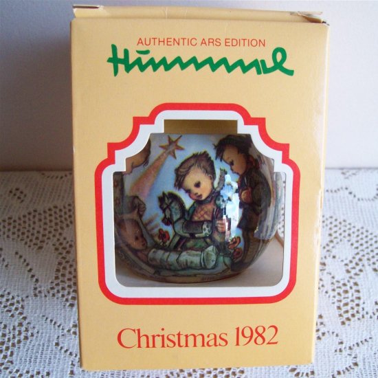 Hummel Satin Ball First in the ARS edition Christmas Ornament 1982
