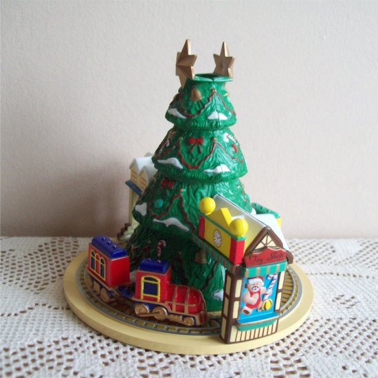 Noma Ornamotion Christmas Tree Rotating Ornament Train