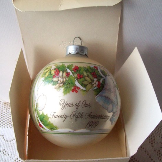 25th Anniversary Hallmark with Box 1979 Glass Ball Ornament