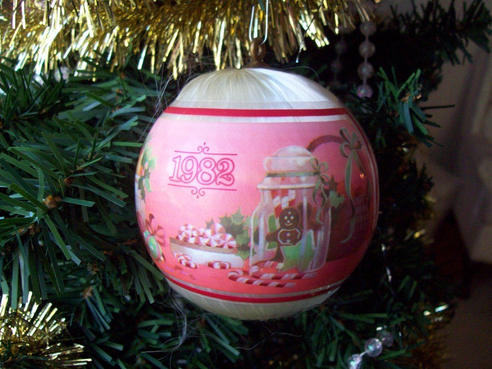 1982 Hallmark Daughter Satin Ball Pink Christmas Ornament