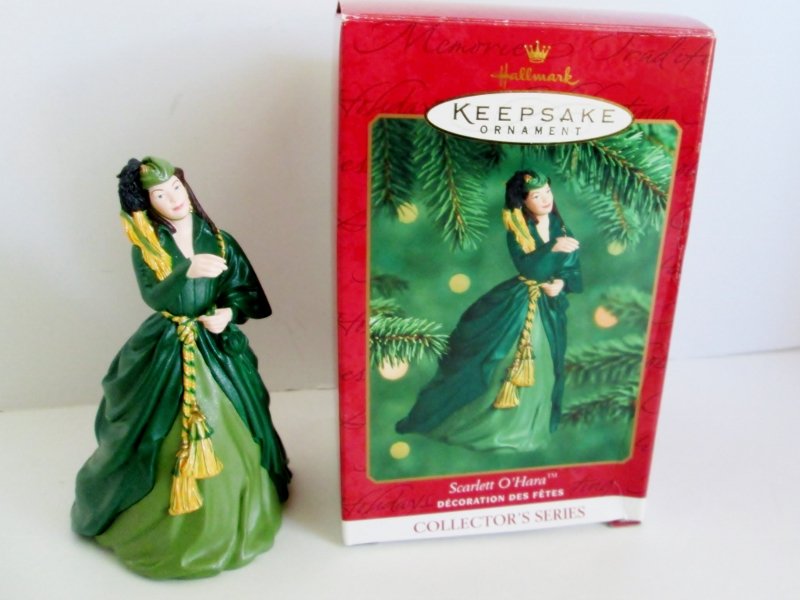 Hallmark 4th in the Scarlett O'Hara series ornament 2000