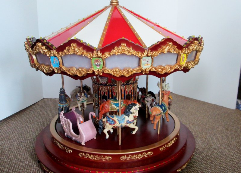 Mr Christmas Grand Marquee Carousel 16 inches Musical Merry Go Round 