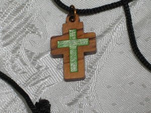 10 Pieces  Olive Wood Inlay Cut Out Cross Pendant Necklace