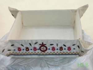 Matzah Tray With Pomegranate Design MB-2