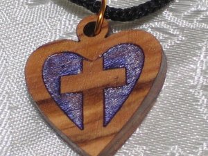 20  Pcs Olive Wood Inlay Heart Cross Pendant Necklace