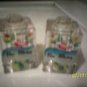 SOVENIR SALT & PEPPER SHAKER SET MADE OF ACRYLIC SAYS (NEW MEXICO) ON FRONT OF THEM
