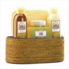 ORGANIC HONEY FARM PRALINES & HONEY BATH & BODY GIFT BASKET
