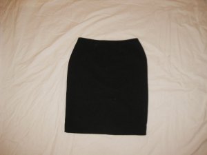 Basic Black Calvin Klein Skirt - Size 8