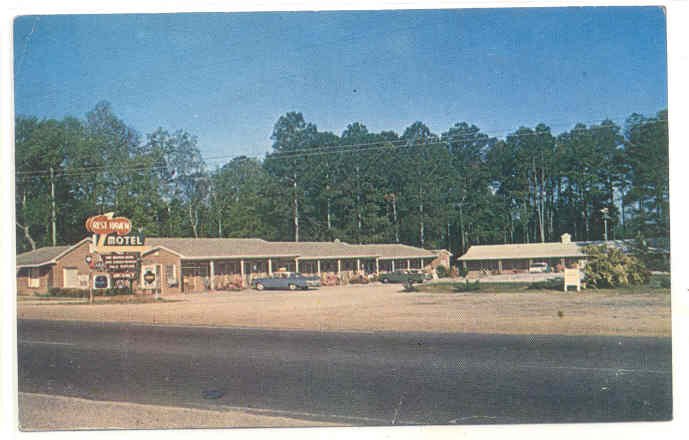 CLAXTON GA Rest Haven Motel Side View