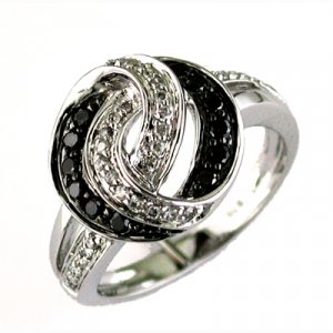 14K White Gold Diamond & Black Diamond Ring