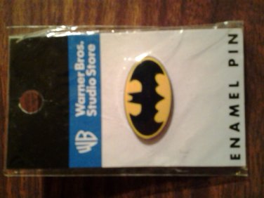 BATMAN TACK PIN symbol warner bros studio store licensed VINTAGE MOC