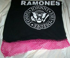 Ramones mini