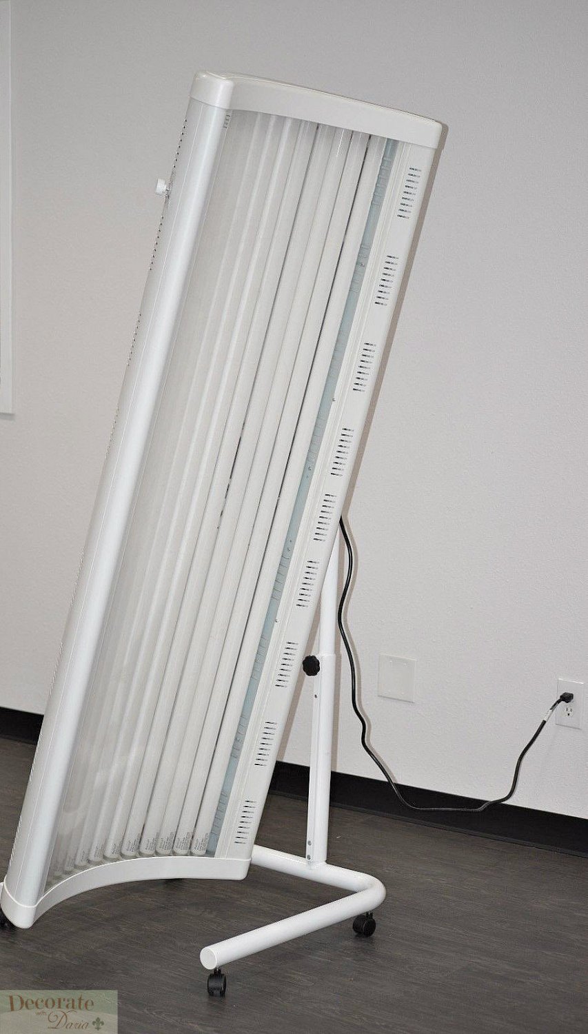 STANDUP TANNER TANNING SunDream 12 x 100W 71" Wolff Tan Lamps Curved