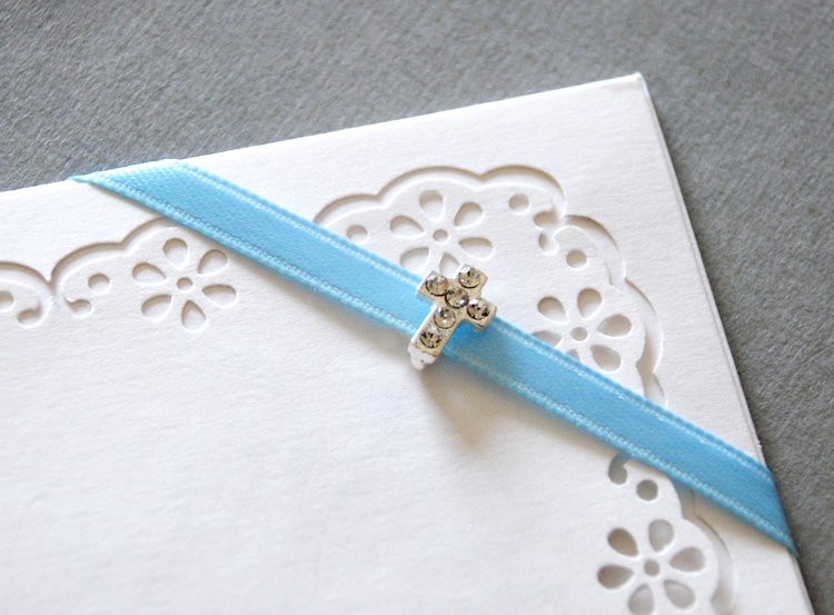 20 pcs CROSS Diamante Rhinestone Crystal Buckles Sliders Baby Christening Baptism Invitation BK082