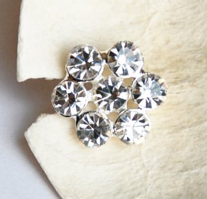 20 Round Diamante Rhinestone Crystal Button Hair Clip Wedding Invitation BT082