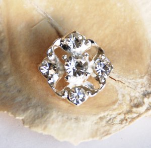 10 Rhinestone Button Diamond Square Diamante Crystal Hair Clip Wedding Invitation BT047