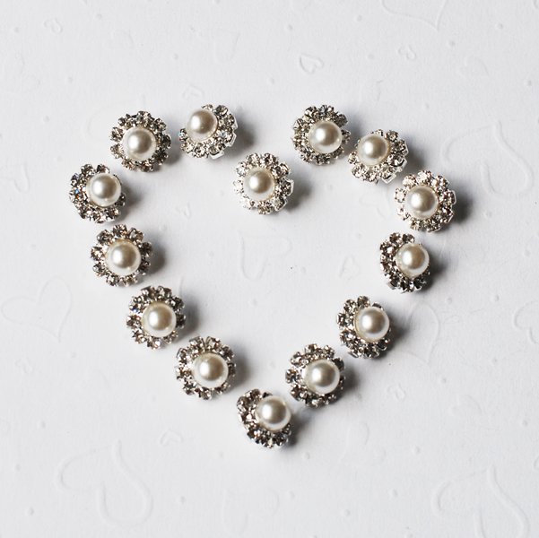 1 pc Round Rhinestone Button Pearl Diamante Crystal Silver Hair Clip Wedding Invitation BT108