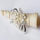 1 pc Rhinestone Crystal Pearl Silver Flower Brooch Pin Jewelry Wedding Cake Decoration BR085