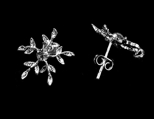 10 pcs Rhinestone Snowflake Earstuds Clear Crystal with Loop Silver Plated EF034