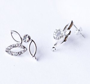 6 pcs Clear Crystal Earring EarstudsRhinestone Silver Plated EF033