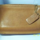 British Tan Coach Vintage Leather Chunky Case with original Hang Tag