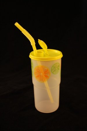 Tupperware Lemon Thirstquake Tumbler with Straw