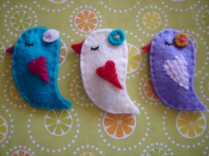 BIRDIE HANDMADE FELT SNAP CLIP - PURPLE