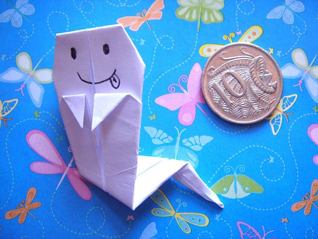 4 X ASSORTED HANDMADE ORIGAMI GHOST