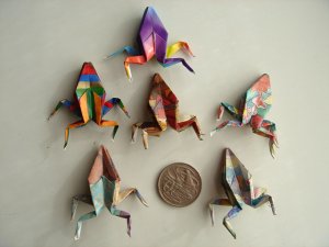 4 X ASSORTED HANDMADE ORIGAMI FROG