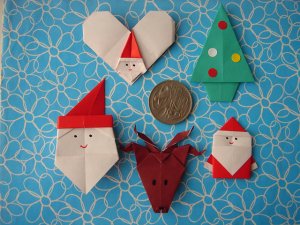 5 X ASSORTED HANDMADE ORIGAMI CHRISTMAS - LOT 1