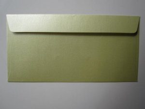 50 X DL LEMONGRASS METALLIC ENVELOPE