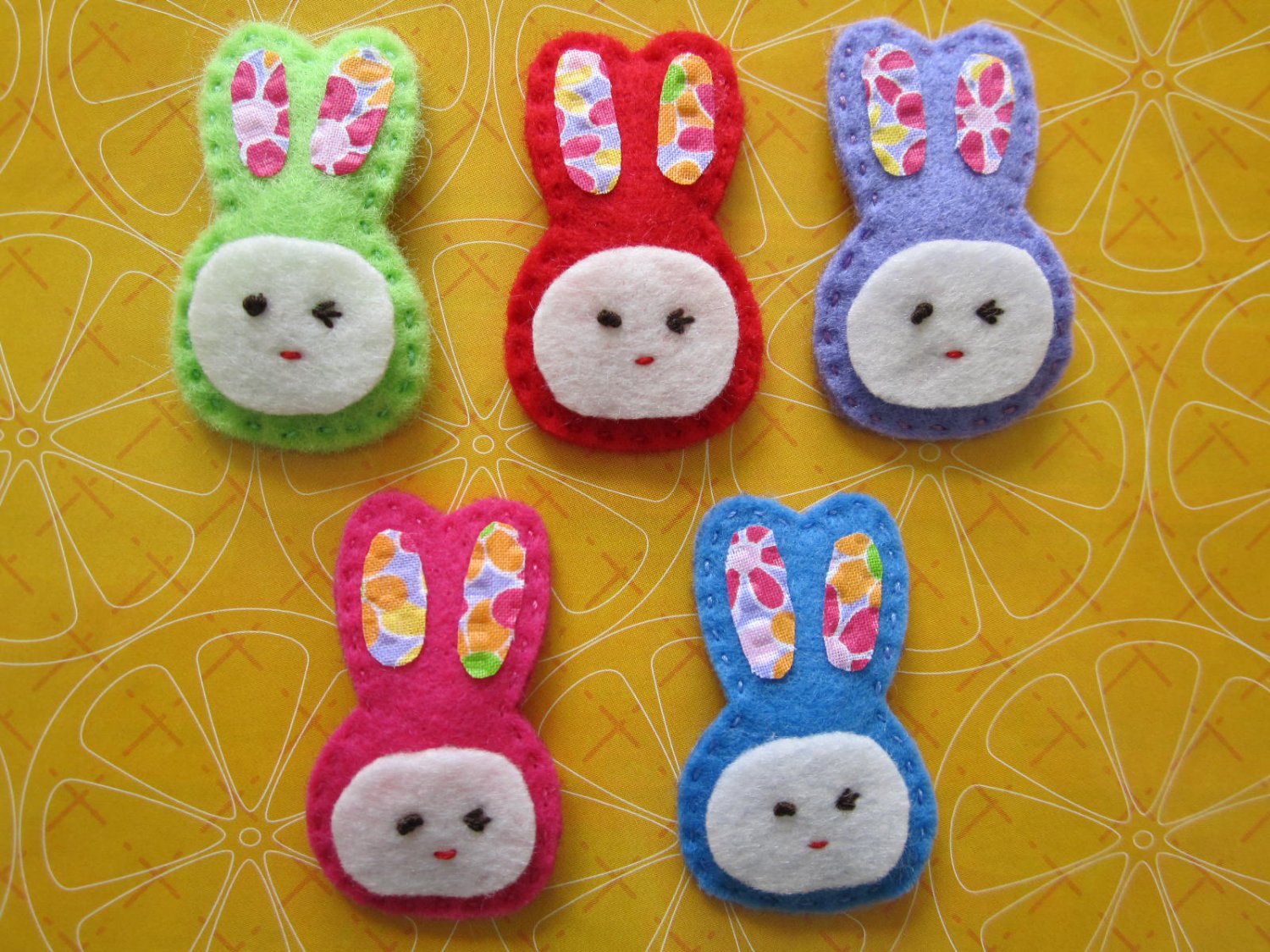 BUNNY HANDMADE FELT SNAP CLIP - BLUE