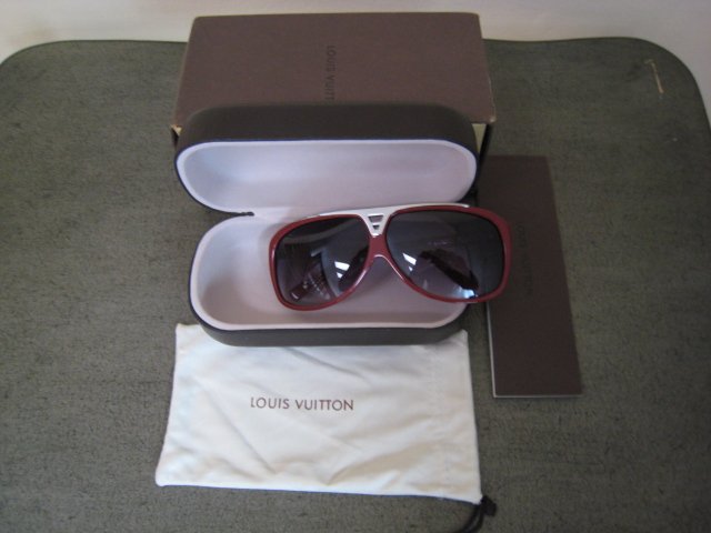 Authentic Louis Vuitton Evidence Millionare Sunglasses Rouge red