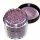 MAC Pigment in Circa Plum