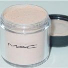 MAC Pigment in Fairy lite
