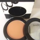 Benefit Silky Powder Eyeshadow in Shallow
